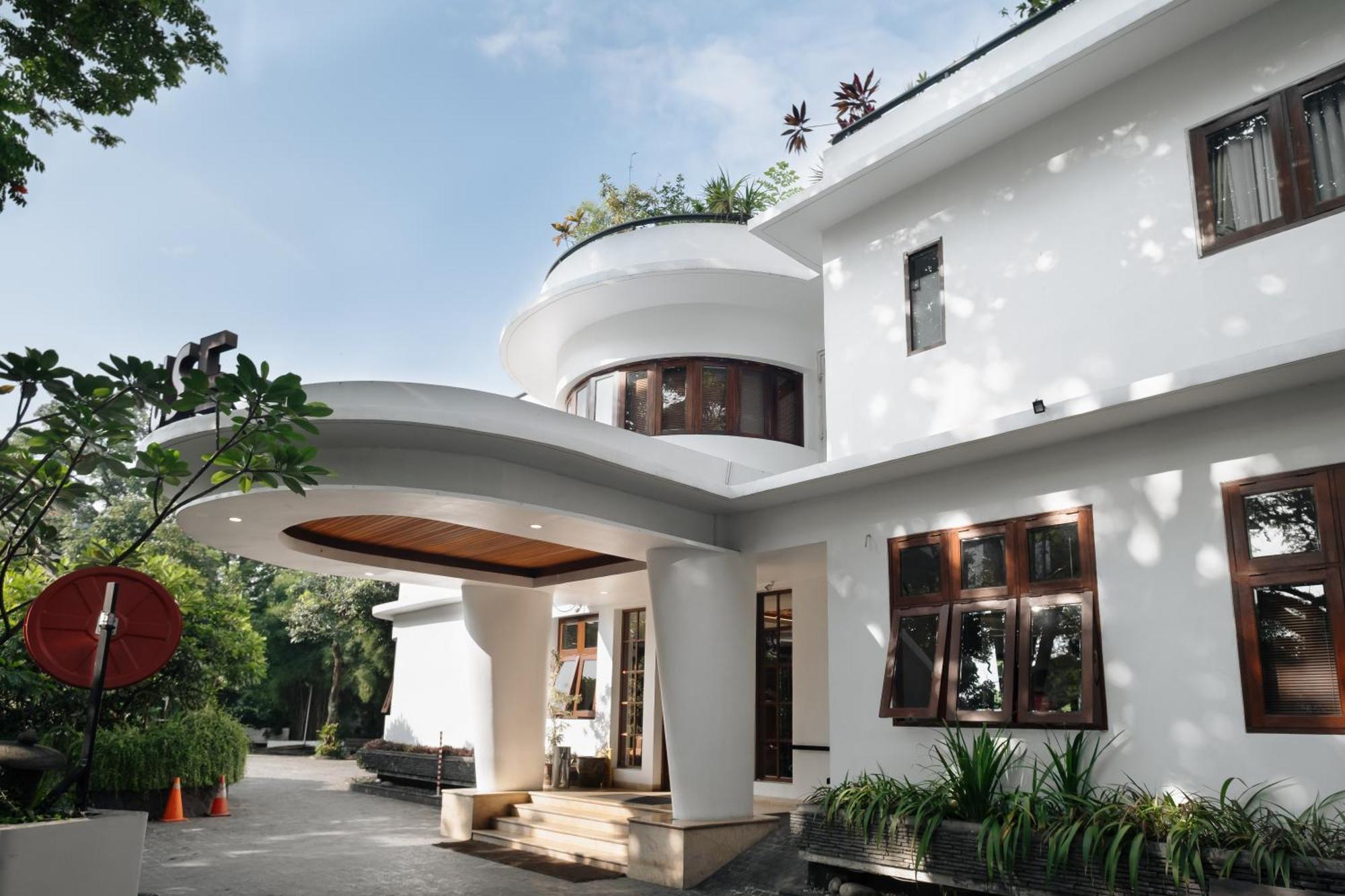House Sangkuriang Ξενοδοχείο Μπαντούνγκ Εξωτερικό φωτογραφία
