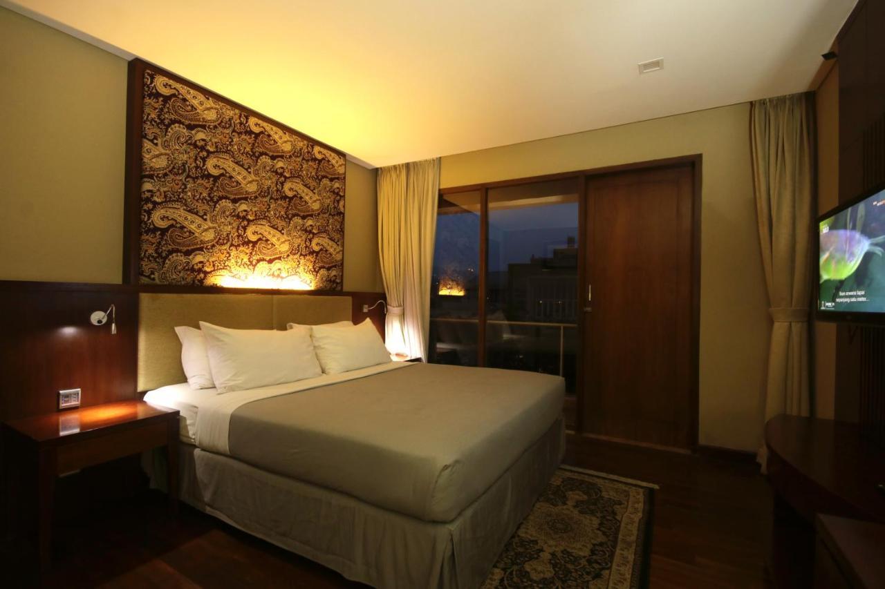 House Sangkuriang Ξενοδοχείο Μπαντούνγκ Εξωτερικό φωτογραφία